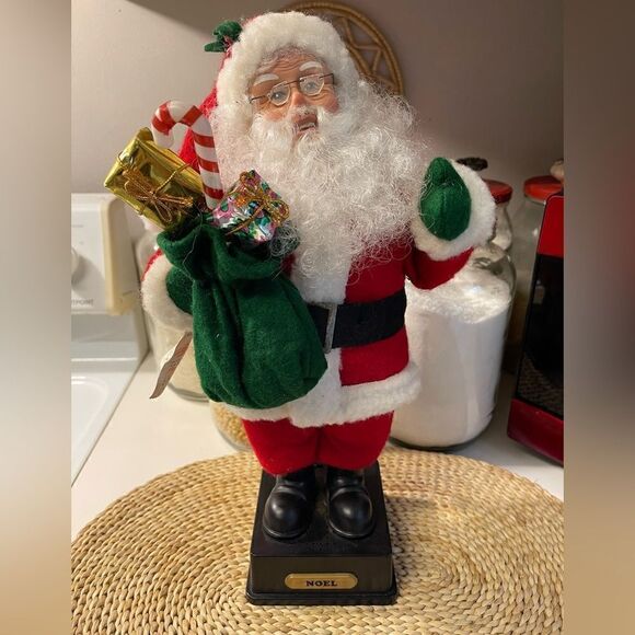 Battery Operated Holiday Christmas Santa 16" Tall, Music Only- No Movement. - Picture 1 of 6
